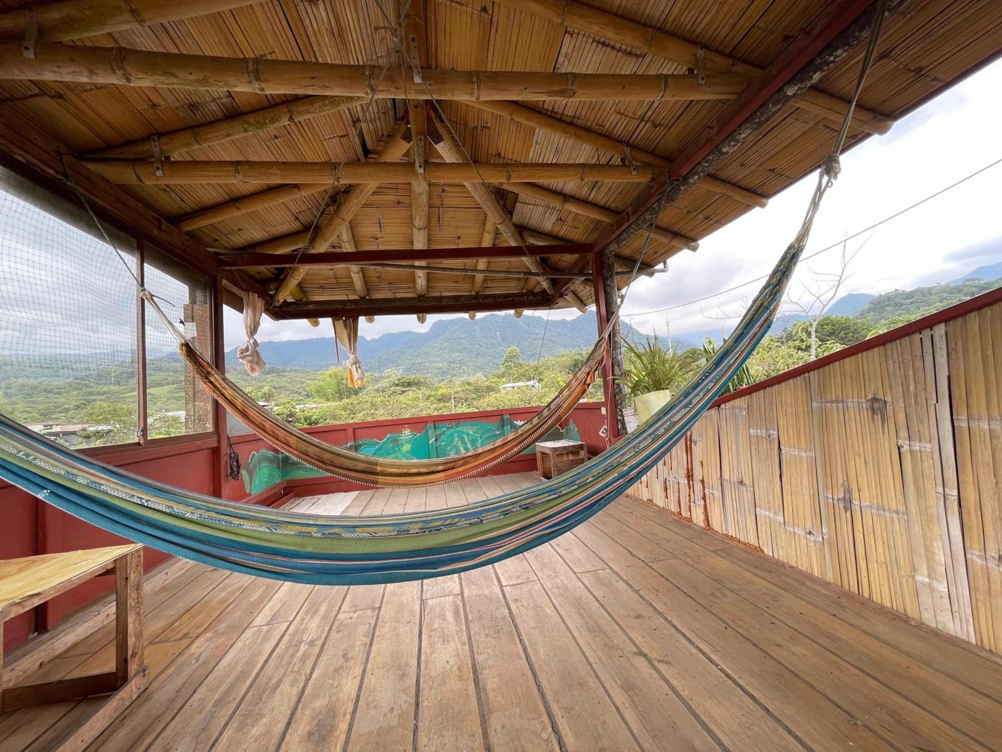 Biohostal Mindo Cloud Forest Eksteriør billede